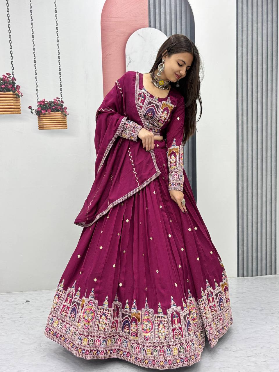 Aisha Pure Vichitra lehenga choli set