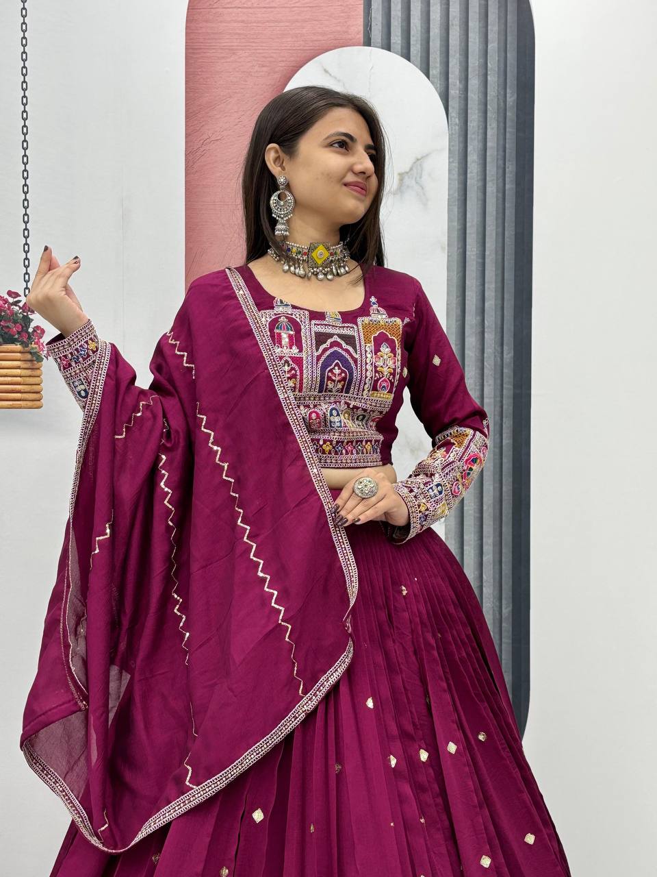 Aisha Pure Vichitra lehenga choli set
