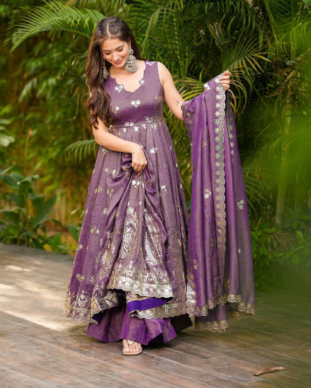 Yashika Classic Banarasi Anarkali Set