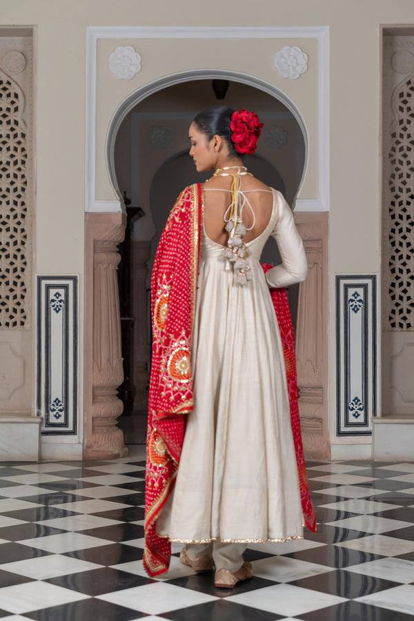 Elina’s Royal Bandhani Grandeur Off-White Classic Anarkali