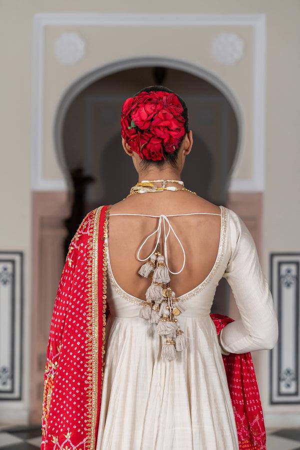 Elina’s Royal Bandhani Grandeur Off-White Classic Anarkali
