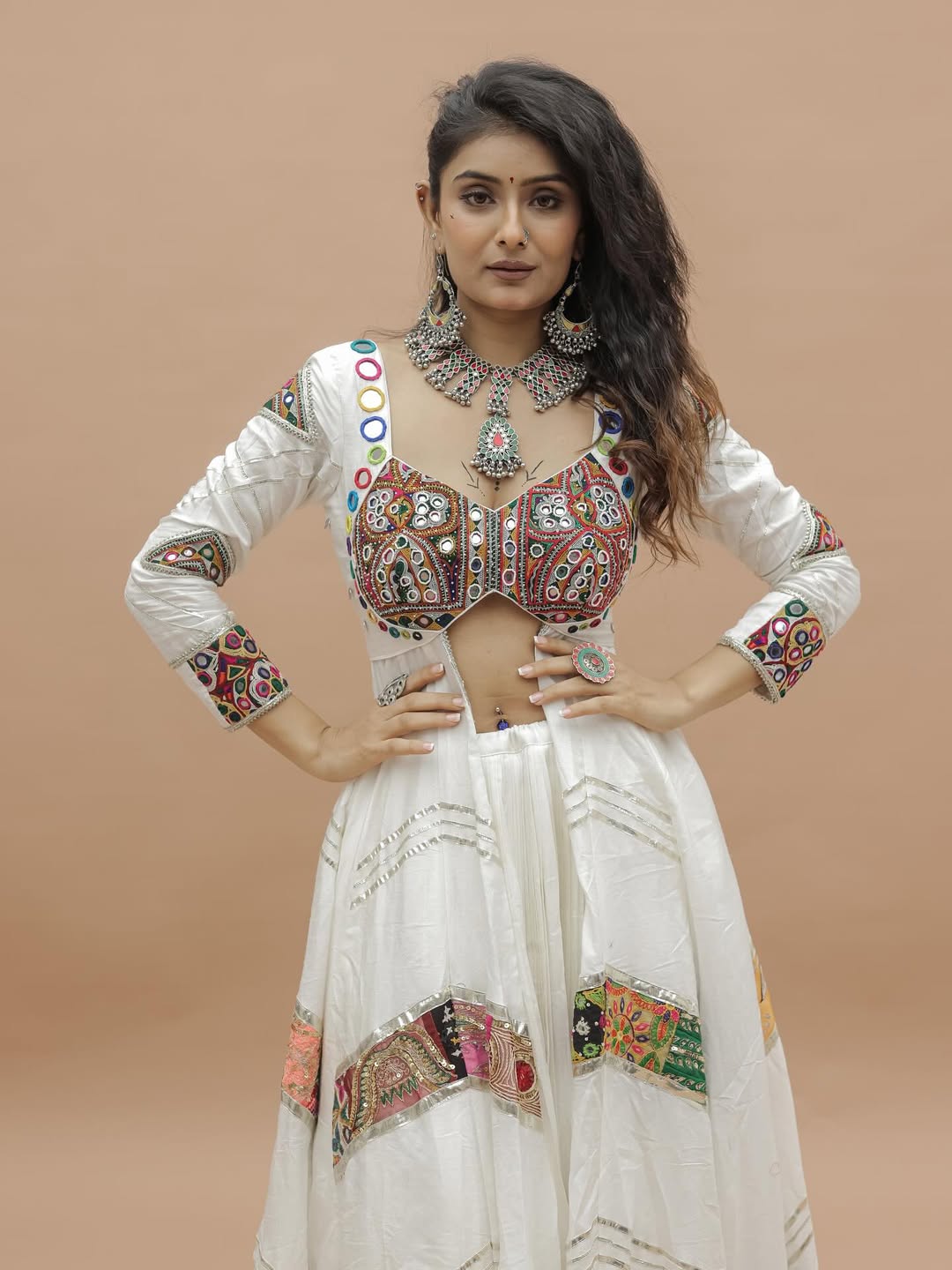 “Aarvi’s White Patchwork Mirror Navratri Choli