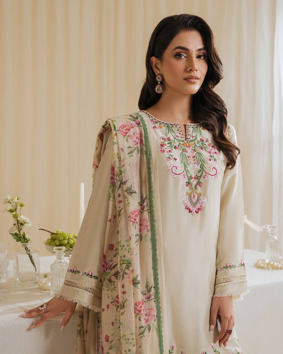 Aayat Elegance Cream Embroidered Kurta Set