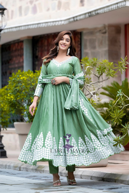 Sparkling Green embroidered set