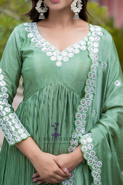 Sparkling Green embroidered set