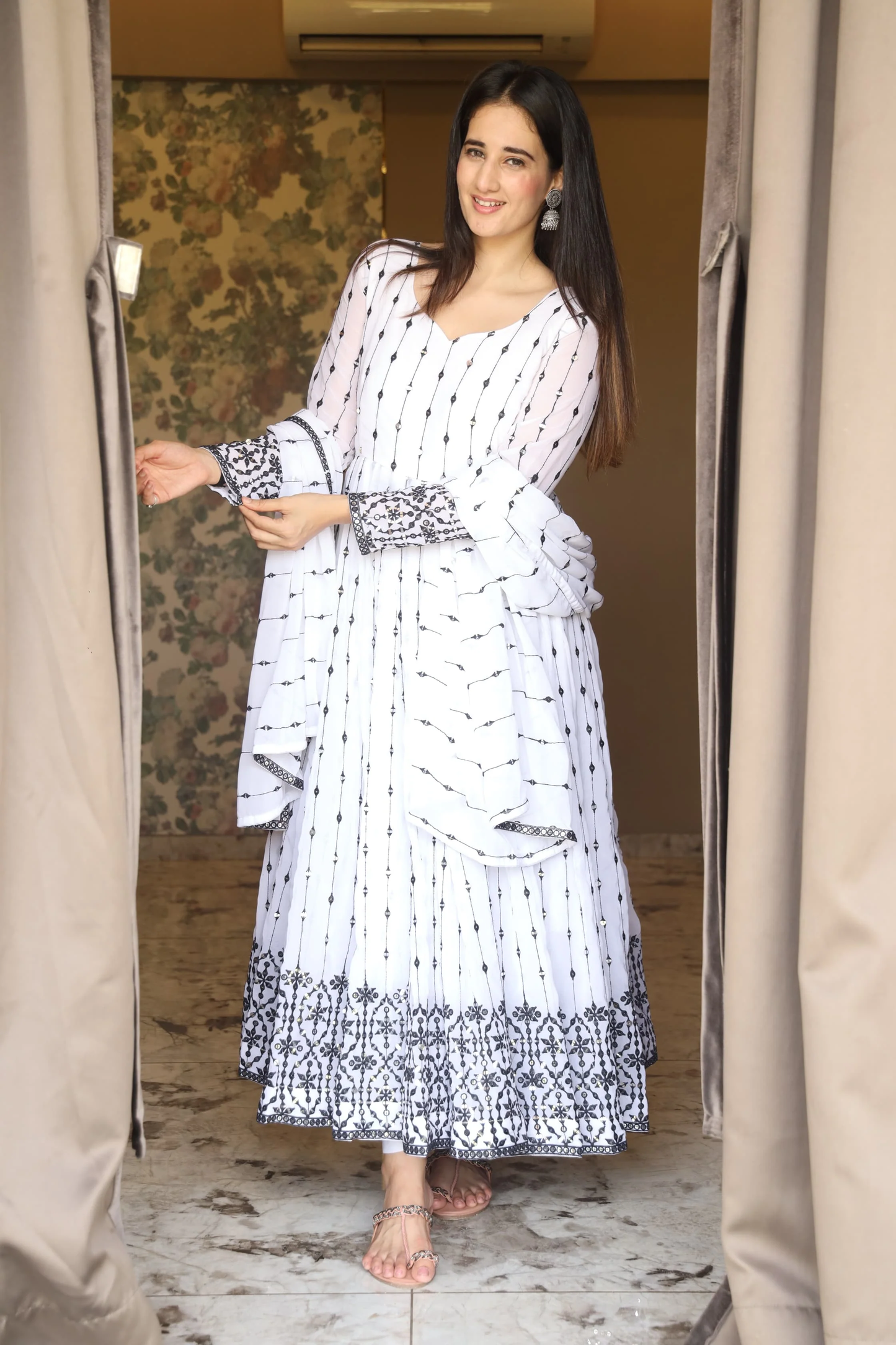 ADITI'S WHITE COLOURED ANARKALI SUIT SET TD-04