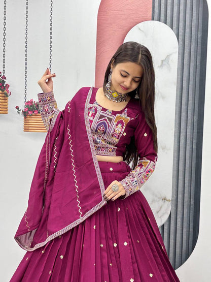 Aisha Pure Vichitra lehenga choli set