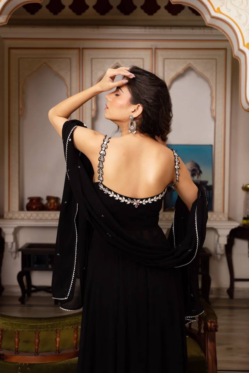 Mehrunisa  Nazaakat  Midnight Magic  Black Anarkali Set
