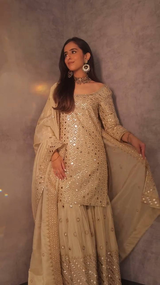 Smridhi Oberoi In Ivory Mirror Hoor Gharara Set