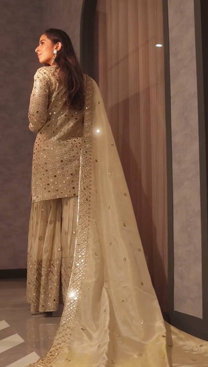 Smridhi Oberoi In Ivory Mirror Hoor Gharara Set