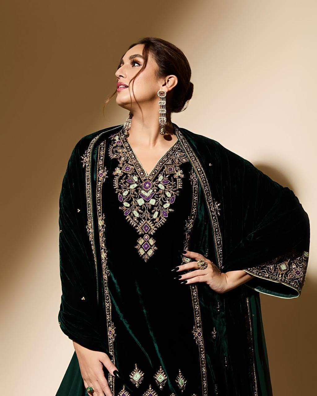 SHAZIA EMBROIDERY WORK VELVET KURTA PLAZZO SET