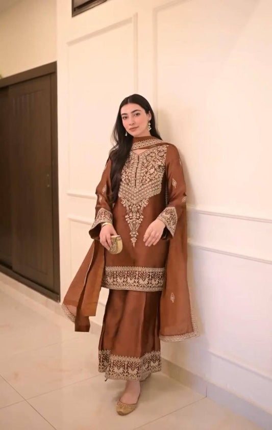 Mahira Royal Heavy Embroidered Kurta Palazzo Set