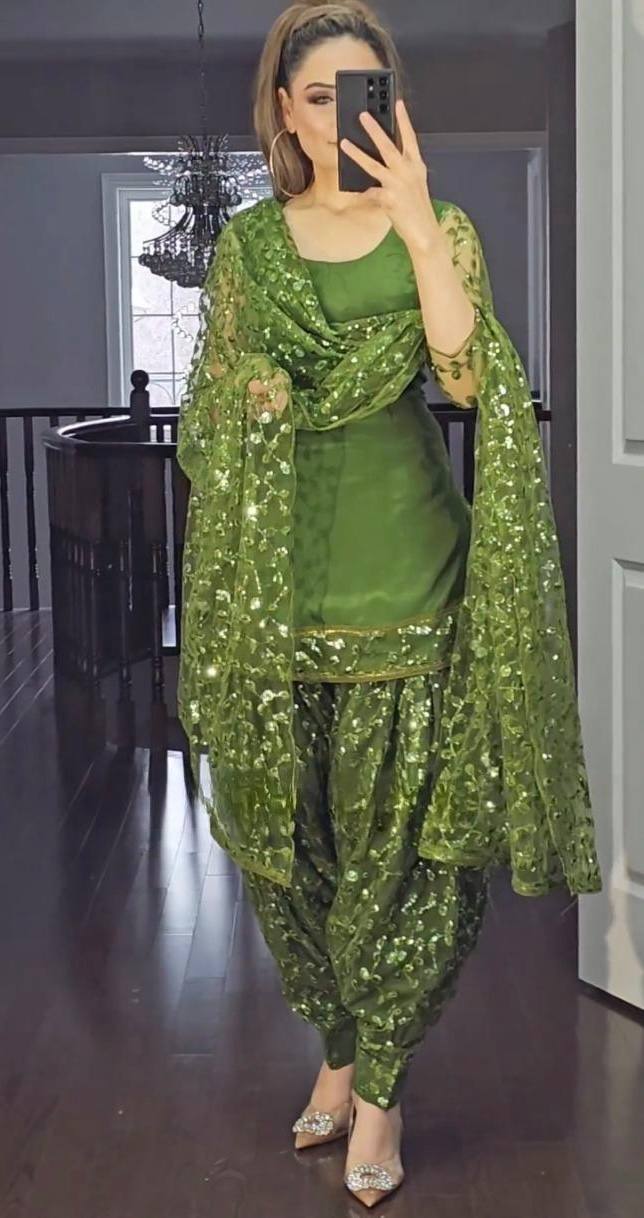 Green  Colored Party Wear Patiyala Suit UC-1176-