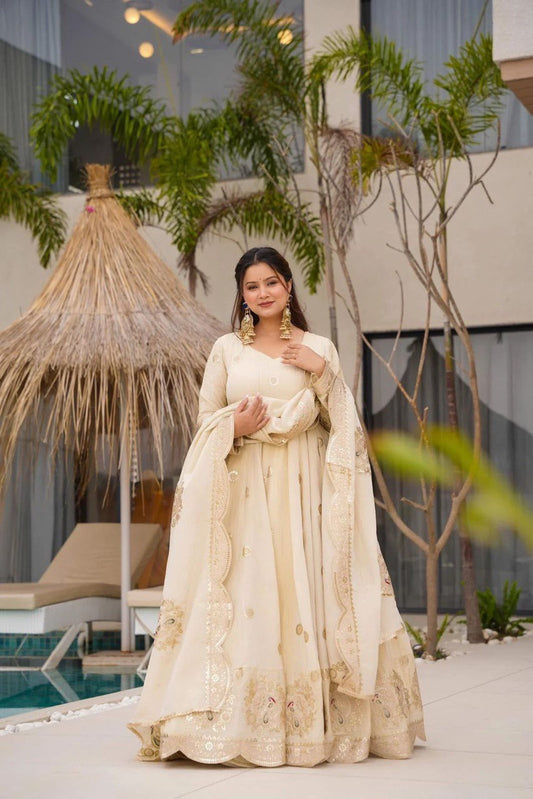 Sitara Glow Heavy Maxi Set